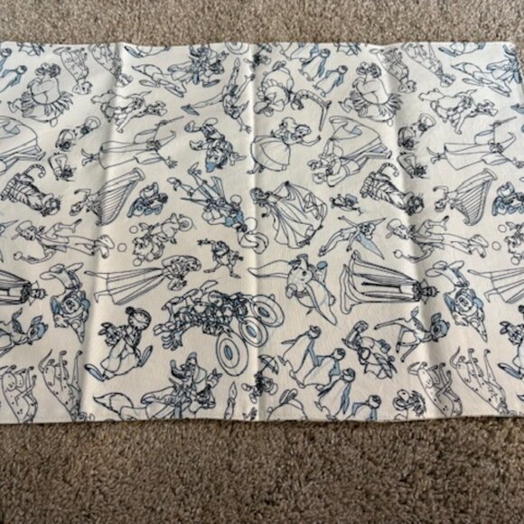 NWT SET OF 4 DISNEY INK & PAINT COLLECTION LARGE PLACEMATS. 21"X14" - Picture 2 of 5